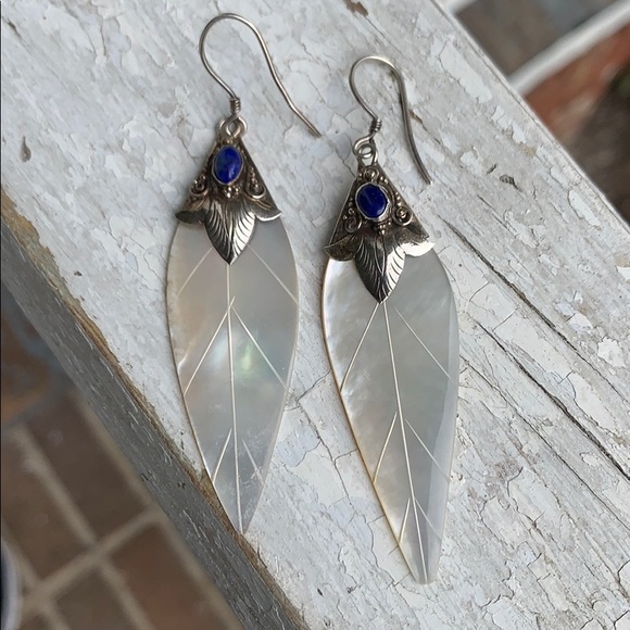 Vintage Sterling Silver Lapis & Mother of Pearl Feather Like Dangle Earrings - Picture 5 of 15